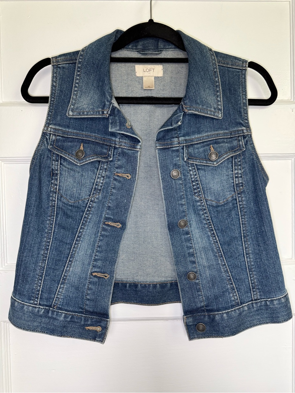 LOFT Sleeveless Denim Vest in Medium Blue Wash Boho Western 90’s Grunge XS